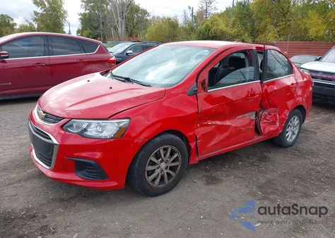 2017 Chevrolet Sonic Lt Auto z USA, uszkodzony, nr VIN 1G1JD5SH2H4108691